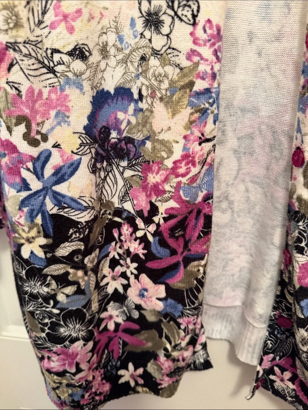 CJ Banks Pink Floral Cardigan. 2X - Picture 2 of 5